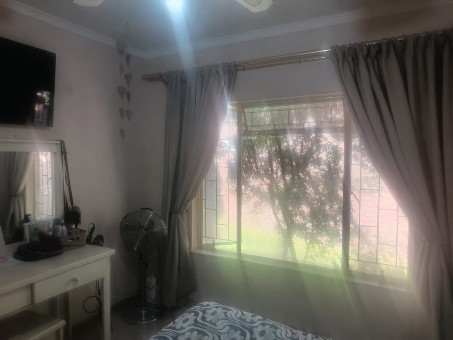 3 Bedroom Property for Sale in Rhodesdene Northern Cape
